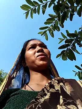 Snapshot of Fasfas2 chatting on 11.13.25 Fasfas2 online show from 11.13.25