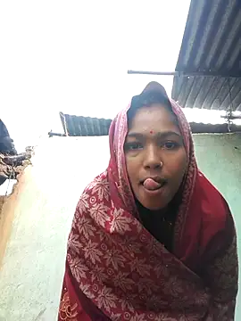 Snapshot of Fasfas2 chatting on 11.22.25 Fasfas2 online show from 11.22.25