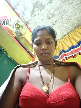 Snapshot of Fasfas2 chatting on 12.04.25 Fasfas2 online show from 12.04.25