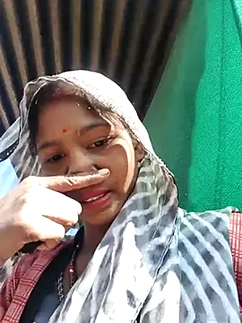 Snapshot of Fasfas2 chatting on 12.16.25 Fasfas2 online show from 12.16.25