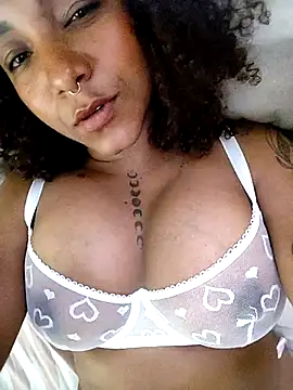 Snapshot of kdfoxxx chatting on 12.03.25 kdfoxxx online show from 12.03.25