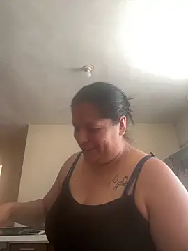 Snapshot of nimsix chatting on 09.18.25 nimsix online show from 09.18.25