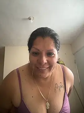 Snapshot of nimsix chatting on 09.28.25 nimsix online show from 09.28.25