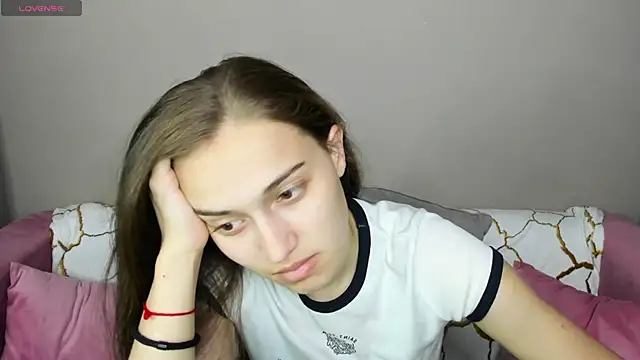 Snapshot of Alisa__Kelly chatting on 10.06.25 Alisa Kelly online show from 10.06.25