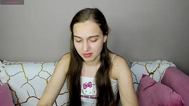 Snapshot of Alisa__Kelly chatting on 10.12.25 Alisa Kelly online show from 10.12.25