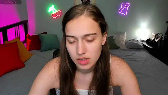 Snapshot of Alisa__Kelly chatting on 10.14.25 Alisa Kelly online show from 10.14.25