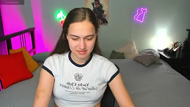 Snapshot of Alisa__Kelly chatting on 10.15.25 Alisa Kelly online show from 10.15.25