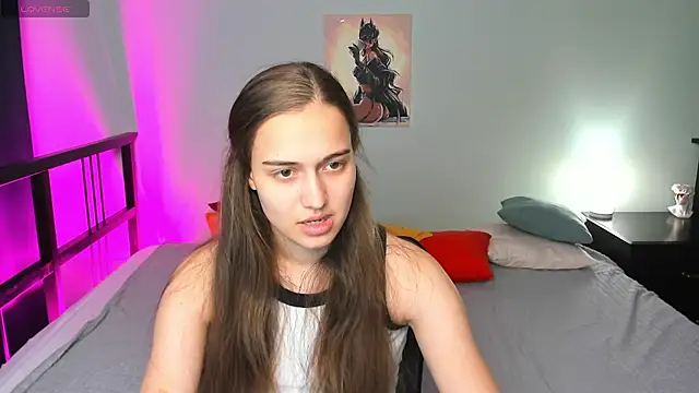 Snapshot of Alisa__Kelly chatting on 10.21.25 Alisa Kelly online show from 10.21.25