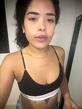 Snapshot of KarimAnxiex chatting on 09.10.25 KarimAnxiex online show from 09.10.25