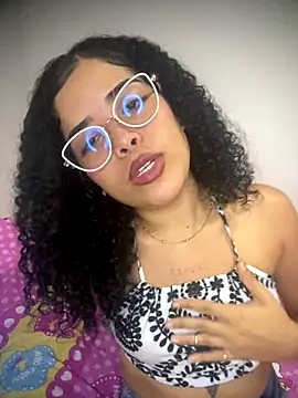 Snapshot of KarimAnxiex chatting on 09.15.25 KarimAnxiex online show from 09.15.25