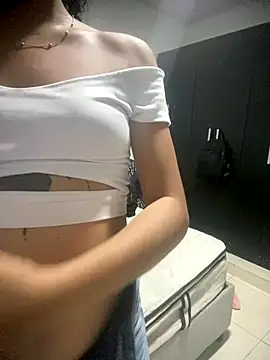 Snapshot of KarimAnxiex chatting on 09.25.25 KarimAnxiex online show from 09.25.25