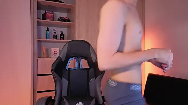 Snapshot of onlinenico chatting on 11.10.25 onlinenico online show from 11.10.25