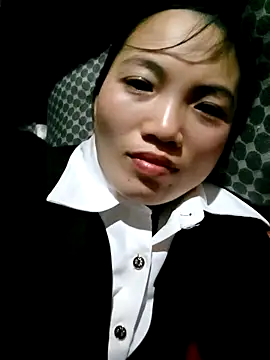 ngan-cute online show from 03.17.26