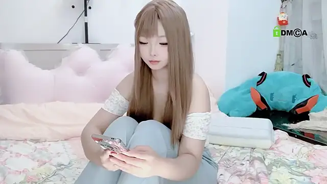 Snapshot of liuruyuan888 chatting on 09.18.25 liuruyuan888 online show from 09.18.25