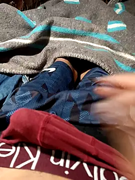 EMERKITHO 20 R online show from 10.27.25