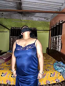 Smile-quien online show from 10.23.25