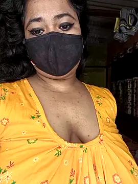 Smile-quien online show from 10.30.25