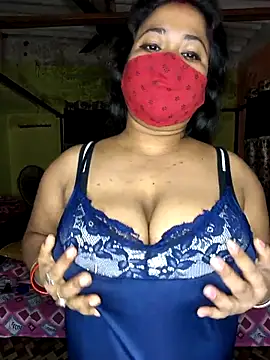 Smile-quien online show from 12.02.25