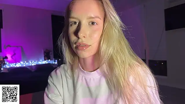 ElysiaXo online show from 11.29.25