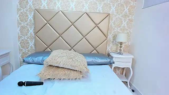 Natashanaughty online show from 11.30.25