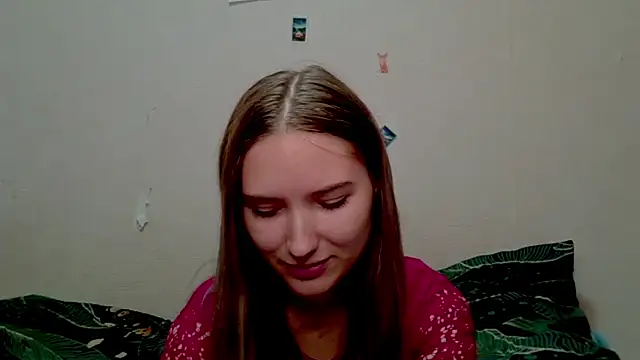  kikiclark   online show from 10.21.25