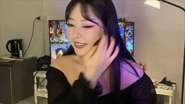 WonderMira online show from 12.16.25