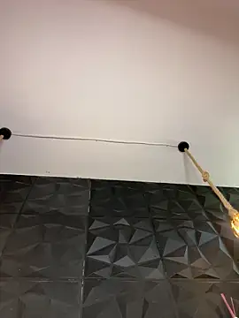 Snapshot of Juanita-Diaz chatting on 09.11.25 Juanita-Diaz online show from 09.11.25