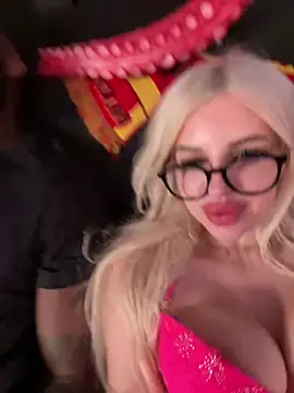 Steffi Snowbunny online show from 07.29.26
