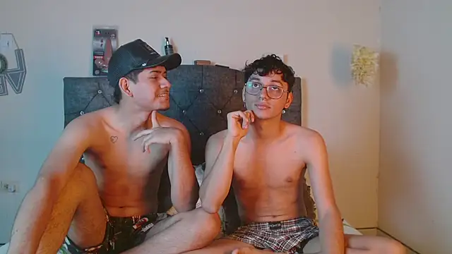 Snapshot of logan_willyams_ chatting on 11.01.25 logan willyams online show from 11.01.25