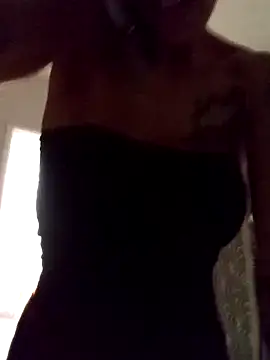 Snapshot of Lilahstello50 chatting on 11.06.25 Lilahstello50 online show from 11.06.25