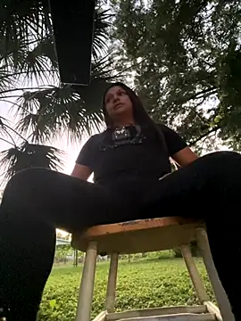 Snapshot of pocahonta69mermaid chatting on 09.22.25 pocahonta69mermaid online show from 09.22.25