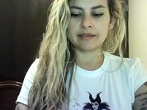 Valery  Rouse  online show from 11.28.25