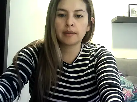 Valery  Rouse  online show from 04.24.26