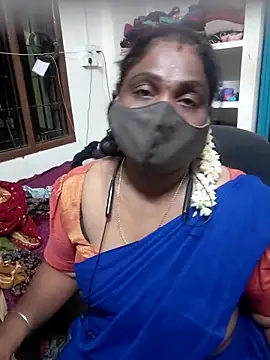 Snapshot of Tamil_Kavitha10 chatting on 05.20.26 Tamil Kavitha10 online show from 05.20.26