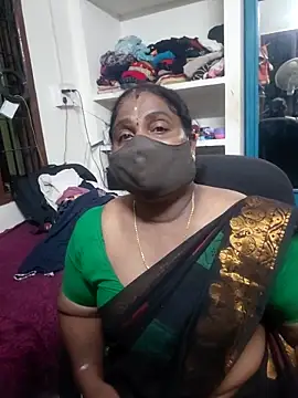 Snapshot of Tamil_Kavitha10 chatting on 05.21.26 Tamil Kavitha10 online show from 05.21.26