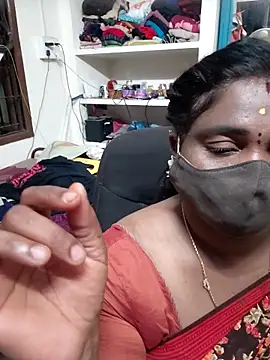 Snapshot of Tamil_Kavitha10 chatting on 05.25.26 Tamil Kavitha10 online show from 05.25.26