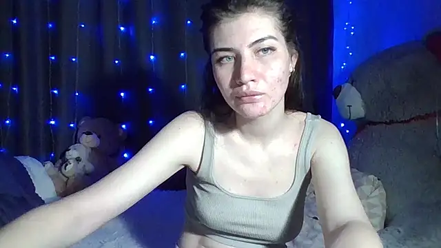 Snapshot of Nancy_Luna chatting on 10.03.25 Nancy Luna online show from 10.03.25