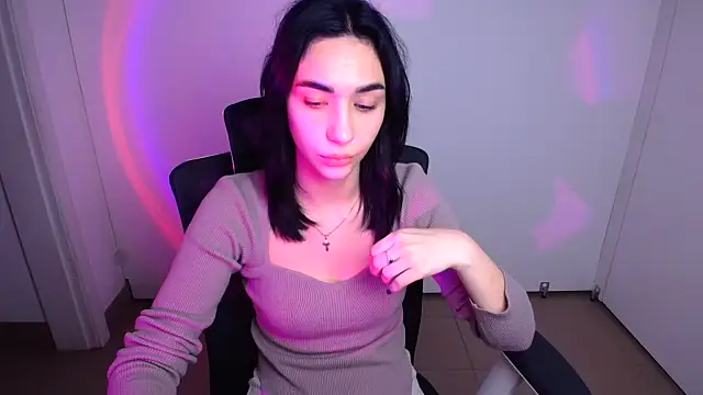 Bella Night4 online show from 10.11.25