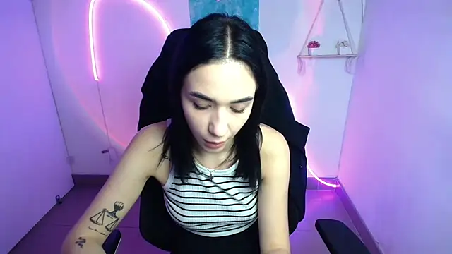 Bella Night4 online show from 10.30.25