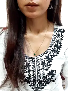 Snapshot of siya_rani67 chatting on 05.18.26 siya rani67 online show from 05.18.26