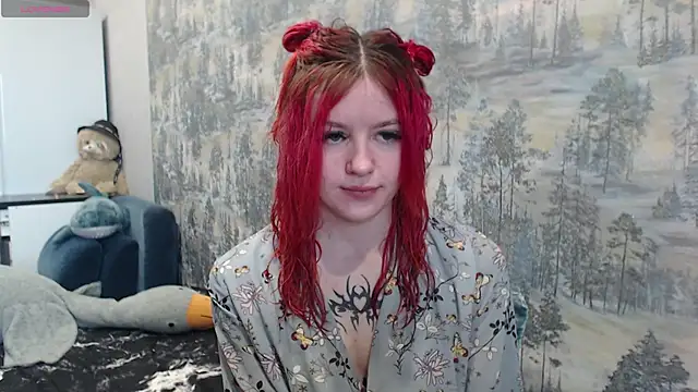   Elina   online show from 10.28.25