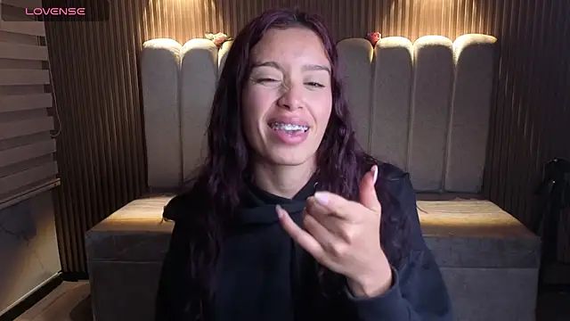  Mia Evans 1 online show from 07.06.26