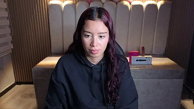  Mia Evans 1 online show from 07.27.26