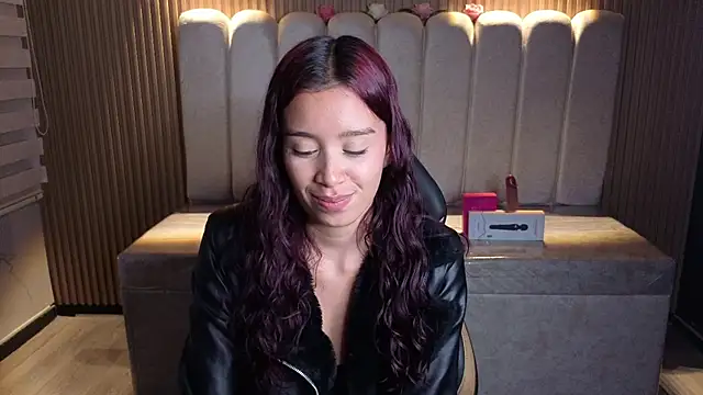  Mia Evans 1 online show from 07.28.26