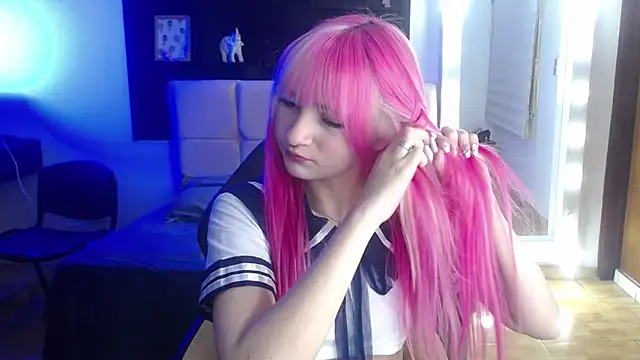 Charlotte Collins  online show from 07.28.26