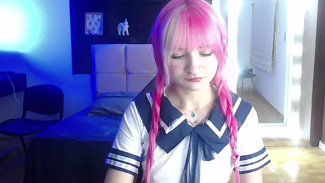  Charlotte Collins  online show from 07.28.26