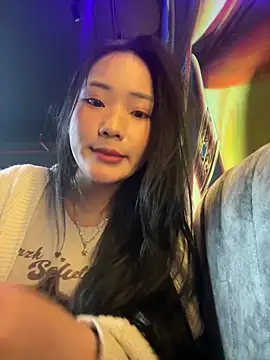 LylyBaby1888 online show from 01.05.26