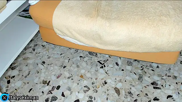 Snapshot of The_Fenix_xxx chatting on 11.25.25 The Fenix xxx online show from 11.25.25