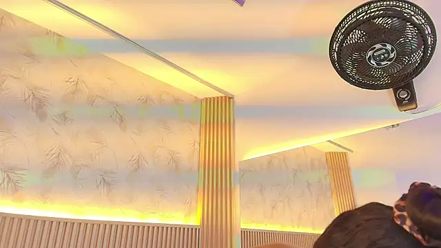 Snapshot of Liss-Reyes chatting on 03.05.26 Liss-Reyes online show from 03.05.26