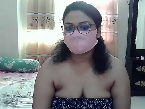 Elena cruz5 online show from 10.26.25